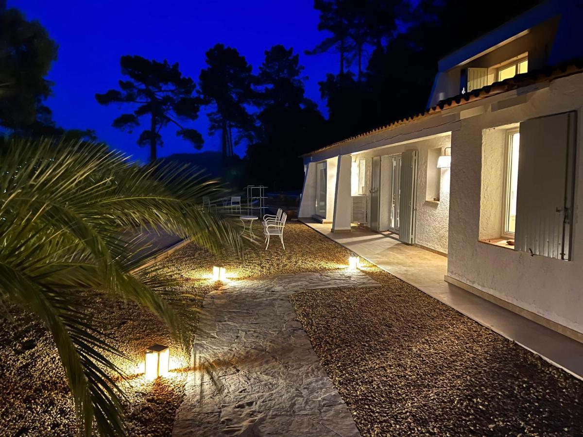 Villa Ormarine, Vue Exceptionnelle Sur La Baie De Cannes Et Le Mercantour Les Adrets-de-l’Estérel Exterior foto